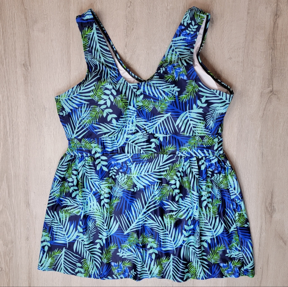 Womens Tropical swim top and bottoms size 22 NWOT